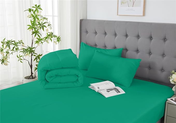 3 Piece Solid Color All Season Bedding Comforter Set Microfiber Soft Lightweight Bedding Set for Kids Teens Adults Room Decor with 1 Comforter and 2 Pillowcases King