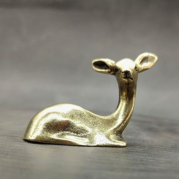 Pure Copper Sikadeer Small Ornament, Mini Brass Lying Deer Tea Pet, Crafts Ornaments, Micro Landscape Decor, Cute Decor, Scene Decor, Desktop Decor(Sikadeer)
