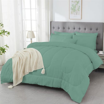 3 Piece Solid Color All Season Bedding Comforter Set Microfiber Soft Lightweight Bedding Set for Kids Teens Adults Room Decor with 1 Comforter and 2 Pillowcases Twin