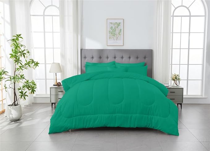 3 Piece Solid Color All Season Bedding Comforter Set Microfiber Soft Lightweight Bedding Set for Kids Teens Adults Room Decor with 1 Comforter and 2 Pillowcases King
