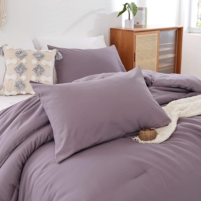ROSGONIA Dusty Purple Comforter Set Queen, 3pcs (1 Boho Comforter & 2 Pillowcases) All Season Bedding Lightweight Bedspread Blanket Quilt Bed