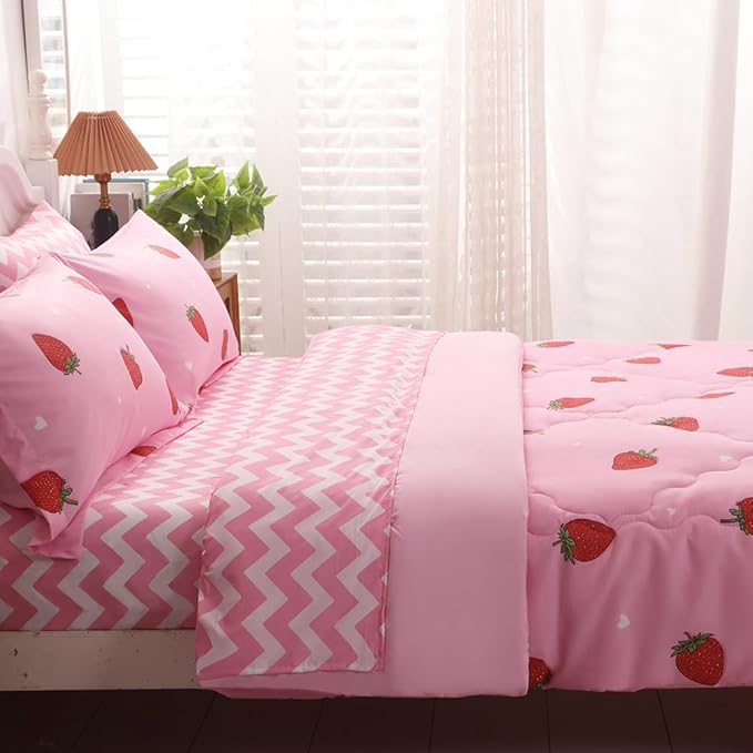 Strawberry Comforter Bedding Set Full Size for Girls 7 Piece Pink Kawaii Comforter Set Bed in A Bag for Kids Teens All Season (1 Comforter,1 Flat Sheet,1 Fitted Sheet and 4 Pillow Sham)