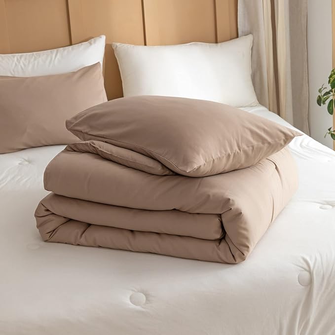 ROSGONIA Comforter Full Size for Girls Boys Teens Taupe Brown, 3pcs(1 Boho Tan Comforter & 2 Pillowcases), Lightweight Dorm Bedding All Season Bed Set