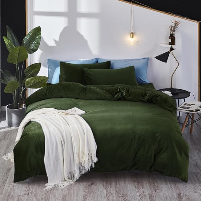 Wellboo Olive Green Velvet Comforter Sets Twin Size Fluffy Army Green Bedding Comforters Soft Women Men Solid Dark Green Flannel Quilt Modern Blackish Green Sherpa Bed Puffy Military Green Blankets
