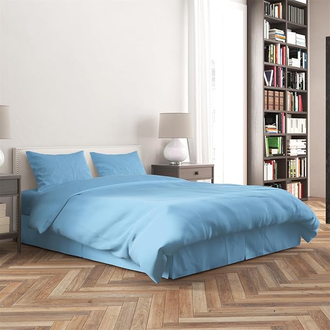 3 Piece Solid Color All Season Bedding Comforter Set Microfiber Soft Lightweight Bedding Set for Kids Teens Adults Room Decor with 1 Comforter and 2 Pillowcases Queen