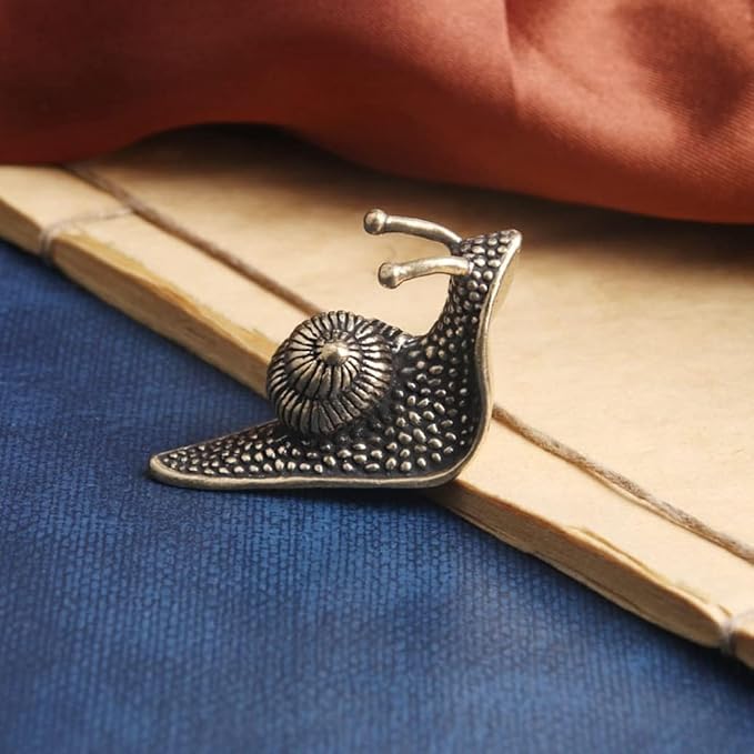 Vintage Solid Brass Small Snail Figurine - Cute Desk Decor for Collectors - Perfect Office or Home Accent(Small Snail)
