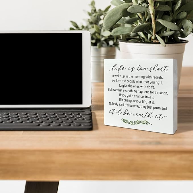 Home Office Desk Wooden Box Sign Decor, Believe that Everything Happens for A Reason, Inspirational Quotes Desk Decor Motivational Desk Decorations for Women Men Student Office Classroom School