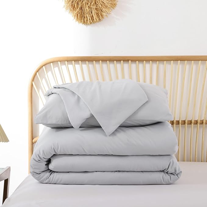 ROSGONIA Light Grey Twin Comforter Set for College Girls Boys,1 Boho Gray Comforter & 1 Pillowcase, Lightweight Kids Comforter Sets Dorm Bedding Gifts