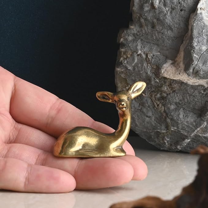 Pure Copper Sikadeer Small Ornament, Mini Brass Lying Deer Tea Pet, Crafts Ornaments, Micro Landscape Decor, Cute Decor, Scene Decor, Desktop Decor(Sikadeer)