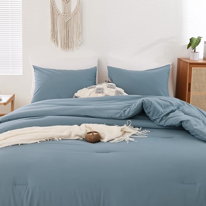 ROSGONIA Comforter Full Size for Boys Teen Girls Dusty Blue, 3pcs (1 Boho Comforter & 2 Pillowcases), Lightweight Dorm Bedding Soft All Season Bed Set