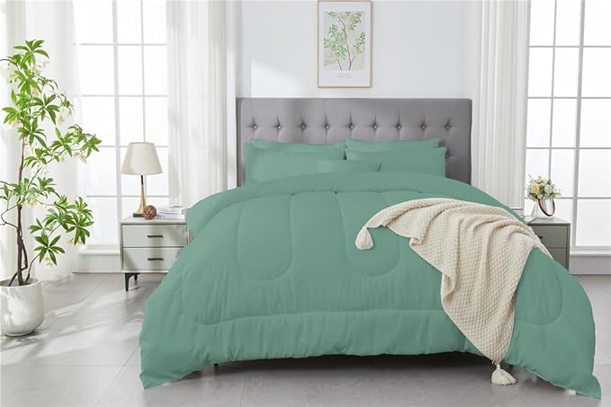 3 Piece Solid Color All Season Bedding Comforter Set Microfiber Soft Lightweight Bedding Set for Kids Teens Adults Room Decor with 1 Comforter and 2 Pillowcases Full