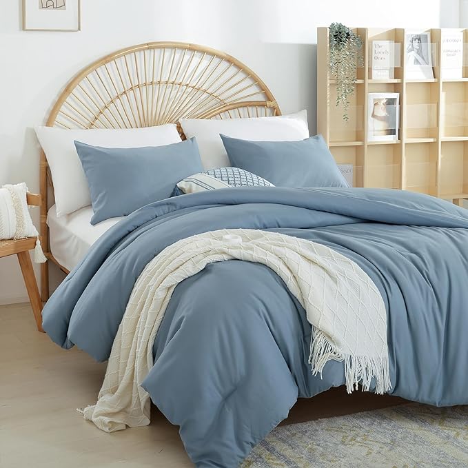 Dusty Blue Comforter Queen Size 3PCS Bed Comforter with 2 Pillowcases - Ligtweight Soft Solid Blue All Season Queen Comforter Bed Set - Boho Aesthetic Bedding Set for Men and Women