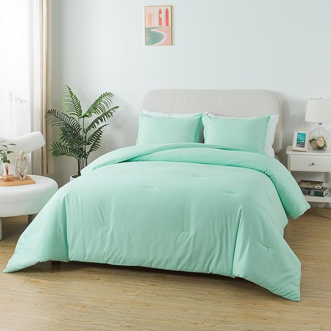 Queen Sage Green Comforter Set, Solid Lightweight Skin-Friendly Boho Bedding Set & Collections, Breathable Fluffy Microfiber 3 PCS (90"x90") Comforter Set for All Seasons with Pillowcases