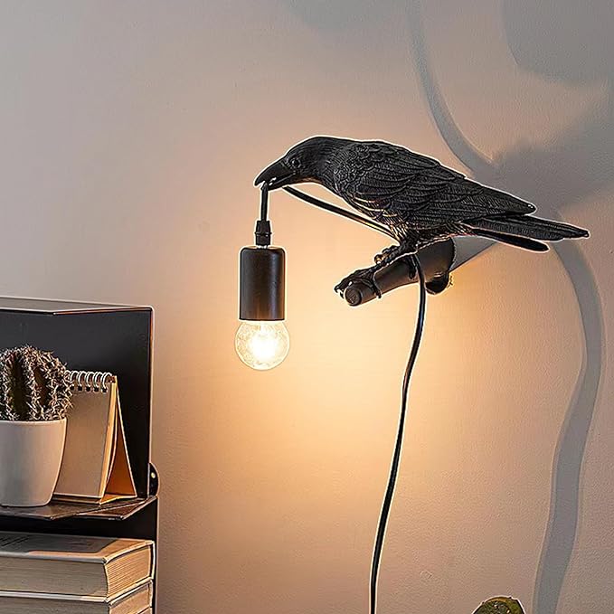 Raven Desk Lamp, Raven Lamp, Bird Lamp, Resin LED Bird Lamp for Bedroom/Office/Living Room/Farmhouse Art Deco with Plug (Right)