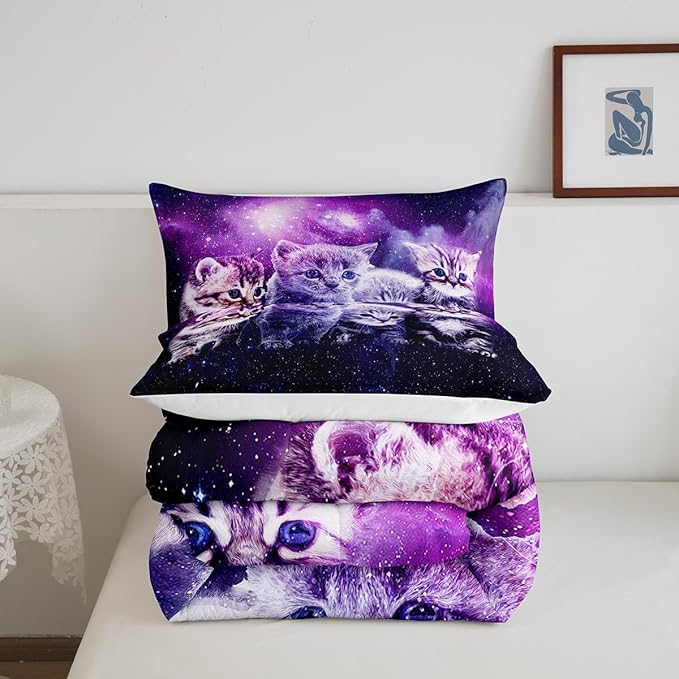 Cat Comforter Cute Pet Cats Pattern Bedding Set Outer Space Kawaii Kitten Comforter Set for Children Kids Boys Girls Cartoon 3D Animal Theme Galaxy Duvet Set Purple Room Decor Quilt Set King Size
