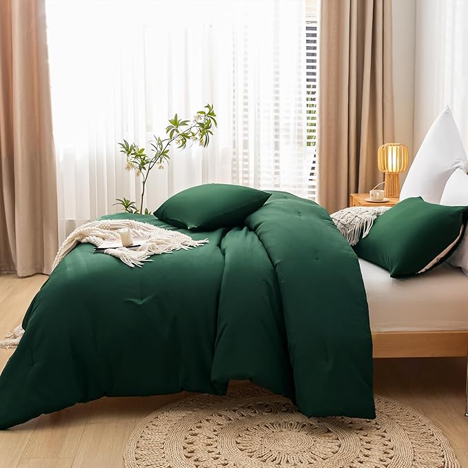 Comforter Set California King Size Dark Green 3 Pieces Boho Bed Comforter Sets Emerald Cal King Oversized Soft Lightweight Bedding Set for All Season (1 Comforter, 2 Pillowcases)
