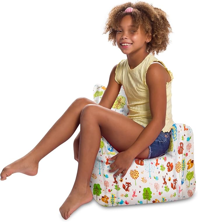 Posh Creations Structured Comfy Bean Bag Chair for Gaming, Reading, and Watching TV, Pasadena Chair, Canvas - Forest Critters on White