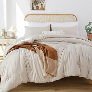 ROSGONIA King Size Comforter Set Beige, 3pcs (1 Boho Comforter & 2 Pillowcases) All Season Bedding Soft Lightweight Bedspread Cozy Blanket Quilt