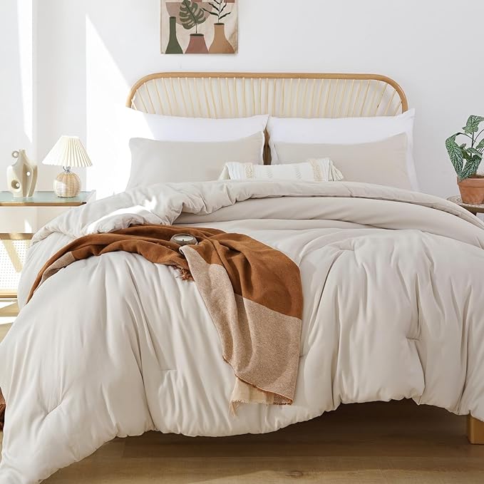 ROSGONIA King Size Comforter Set Beige, 3pcs (1 Boho Comforter & 2 Pillowcases) All Season Bedding Soft Lightweight Bedspread Cozy Blanket Quilt