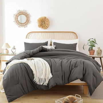 ROSGONIA King Size Comforter Set Charcoal Grey, 3pcs (1 Boho Dark Gray Comforter & 2 Pillowcases), All Season Bedding Lightweight Bedspread Blanket Quilt