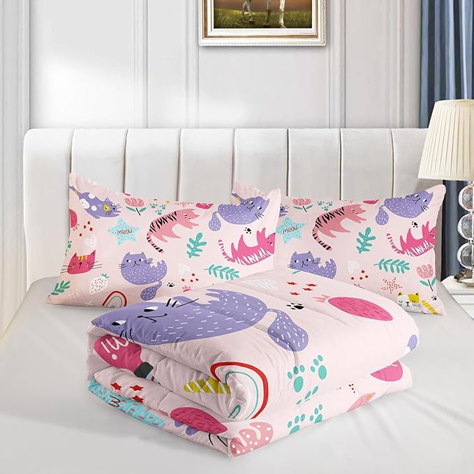 Kawaii Cats Comforter Full Size,Pink Cats Kids Comforter Set,3Pcs Bedding Set Printed Comforter with 2 Pillowcases,Down Alternative,Soft and Lightweight,for All Seasons