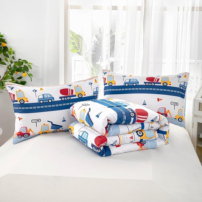 Cartoon Car Kids Comforter Set Full,Construction Bedding Set Equipment Trucks Comforter Excavator Tractor Quilt Set with 1 Comforter 2 Pillowcases for Boys Girls Teens Adults Bedroom Decor(Blue Red)