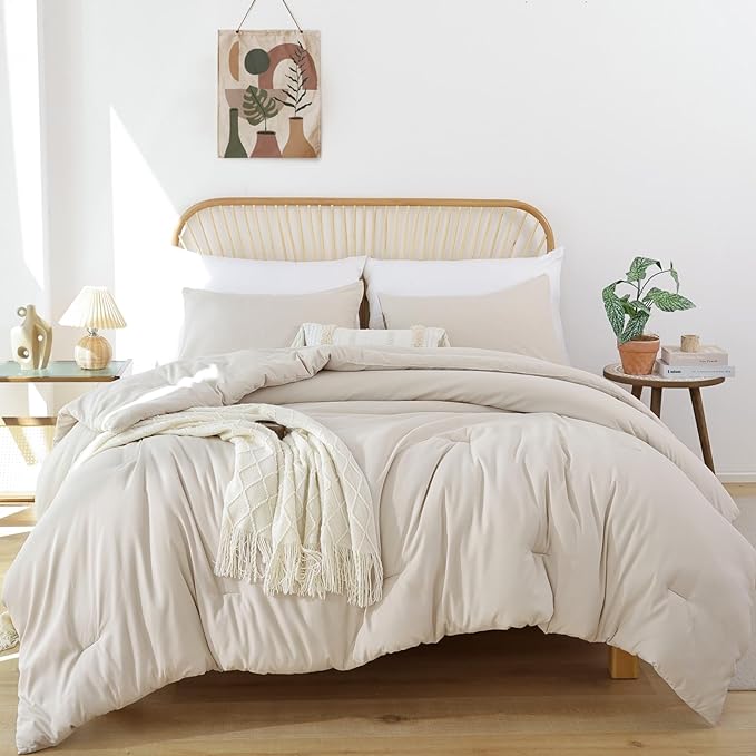 ROSGONIA Beige Comforter Set Queen, 3pcs (1 Boho Beige Comforter & 2 Pillowcases), All Season Bedding Lightweight Soft Bedspread Blanket Quilt
