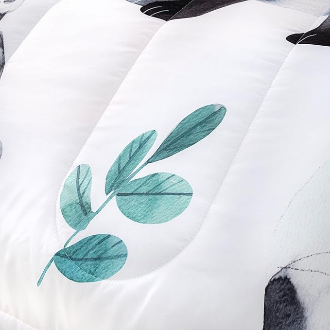 CVHOUSE Panda Bedding Set,Panda Comforter Full,Cute Panda Comforter Set for Girls Kids Teens,Kawaii Panda Quilt Set with 1 Comforter and 2 Pillow Cases- 3 Piece