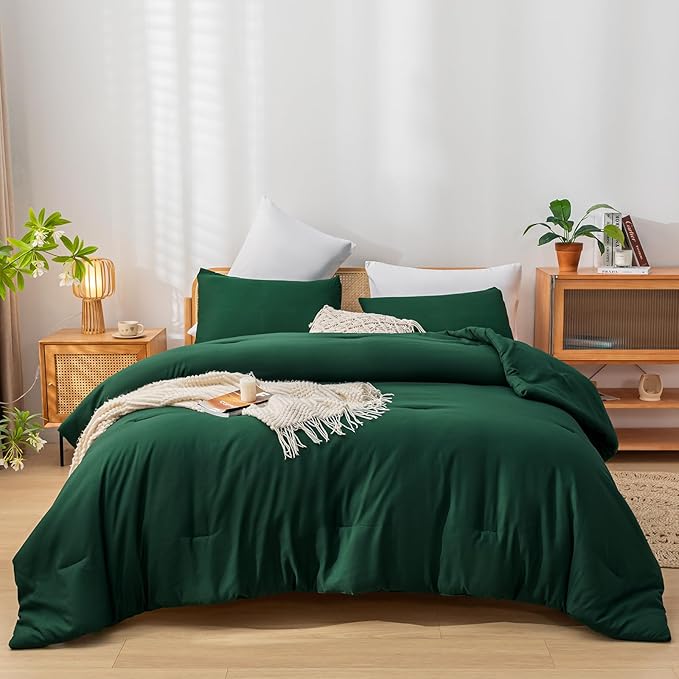 Comforter Set California King Size Dark Green 3 Pieces Boho Bed Comforter Sets Emerald Cal King Oversized Soft Lightweight Bedding Set for All Season (1 Comforter, 2 Pillowcases)