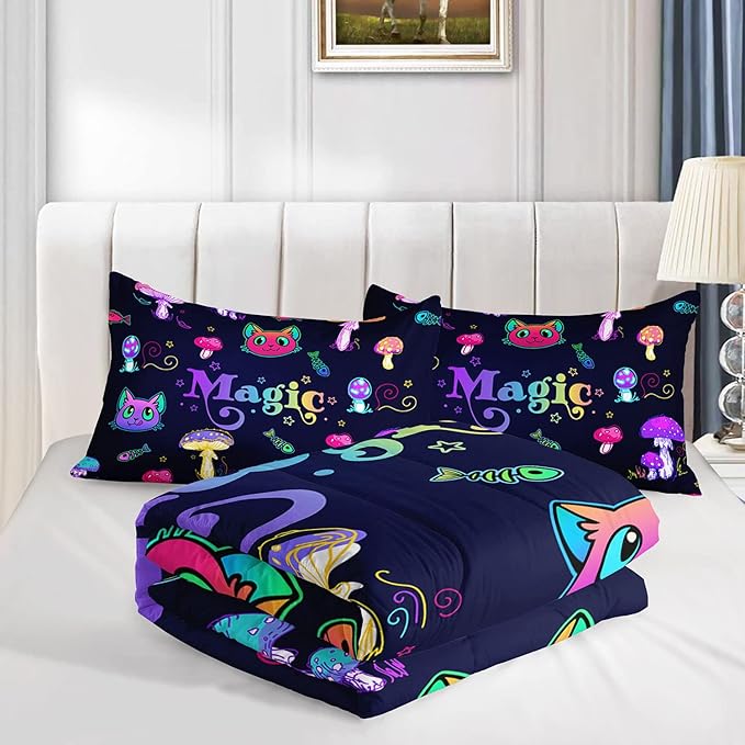 Datura home Mushroom Cat Kids Comforter Bedding Set for Boys Girls, Cartoon Mixed Color Mushroom and Cute Cat Fishbone Pattern Comforter with 2 Pillowcases(Mushroom Cat Queen)