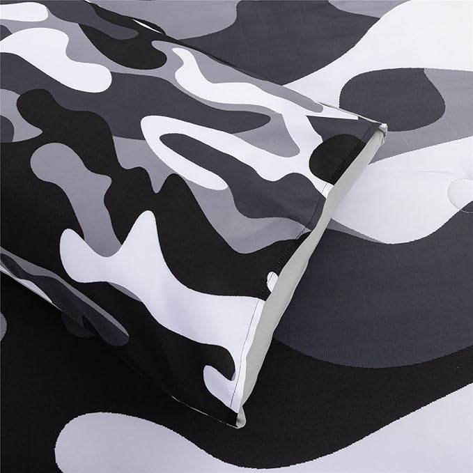 Meeting Story Camouflage Bedding Set, Colorful Pattern Style Comforter Set, 3 PCS One Comforter Two Pillowcases in One Bag, All Season Bedspread for Teens Adults (Grey,Twin