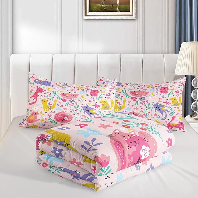Floral Cat Comforter Full Size,Pink Cat Comforter Set for Kids Teens Girls,3Pcs Bedding Set Printed Comforter with 2 Pillowcases,Down Alternative,Soft and Lightweight(Pink，Full Size)