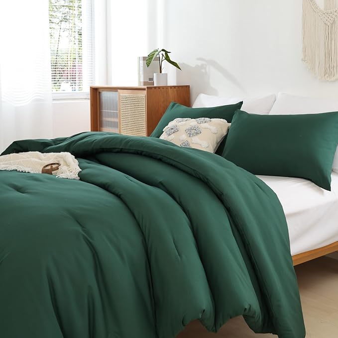 ROSGONIA King Size Comforter Set Emerald Green, 3pcs (1 Boho Dark Forest Comforter & 2 Pillowcases), All Season Blanket Lightweight Bedspreads Quilt