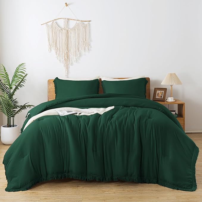 Andency Dark Emerald Green Comforter Set King Size, 3 Pieces Boho Lightweight Tassel Forest Bedding Comforter Sets, All Season Soft Fluffy Fringe Bed Set (104x90In Comforter & 2 Pillowcases)