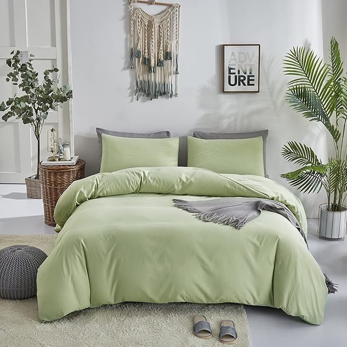 Sage Green Comforter Queen Light Green Bedding Set Soft Lightweight 3 Pieces Green Comforter Set 1 Queen Comforter (90x90 inches) with 2 Pillowcases (20x26 inches)