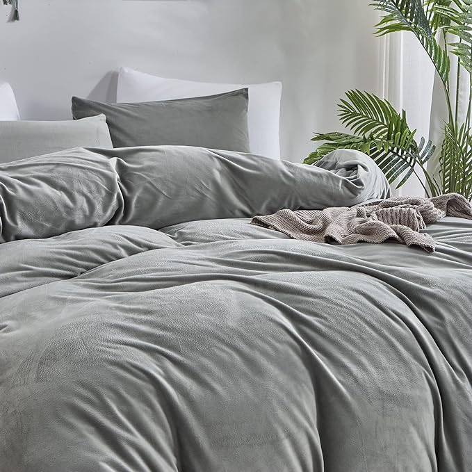 Wellboo Grey Comforter Sets California King Women Men Gray Fluffy Bedding Comforters Cal King Solid Dark Grey Velvet Aesthetic Quilts Soft Warm Winter Plush Blanket Plain Gray Flannel Thick Sherpa Bed