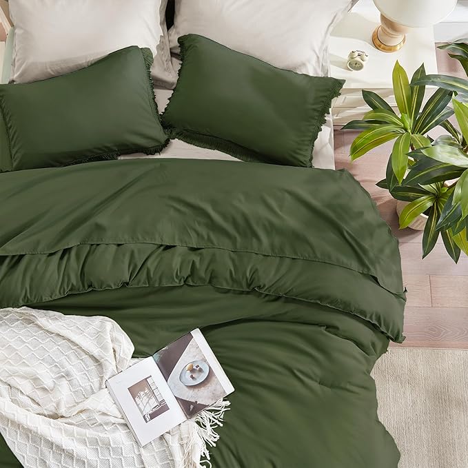 Andency Olive Green Comforter Set Full Size, 3 Pieces Boho Tassel Lightweight Bedding Comforter Sets, All Season Soft Fluffy Fringe Bed Set (79x90In Comforter & 2 Pillowcases)