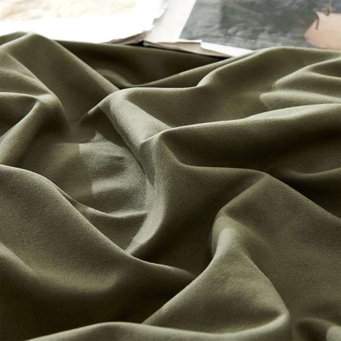 Olive Green Comforter Set Queen Size Solid Green Comforter 3 Pieces Soft Dark Green Queen Comforter Bedding Set Women Pure Olive Green Queen Bed Comforter Set for All Season as Gift