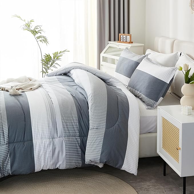 Litanika Comforter King Size Bed Set Light Grey - 3 Pieces Lightweight Bedding Comforter Sets Gray White Colorblock Stripe Fluffy All Season Bed Set