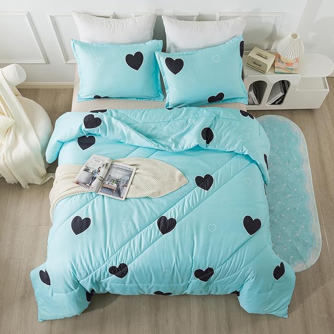 Heart Pattern Girls Comforter Set Twin Size, Light Blue Cute Love Print Comforter Bedding Set, Soft Microfiber Comforter Set with Pillowsham