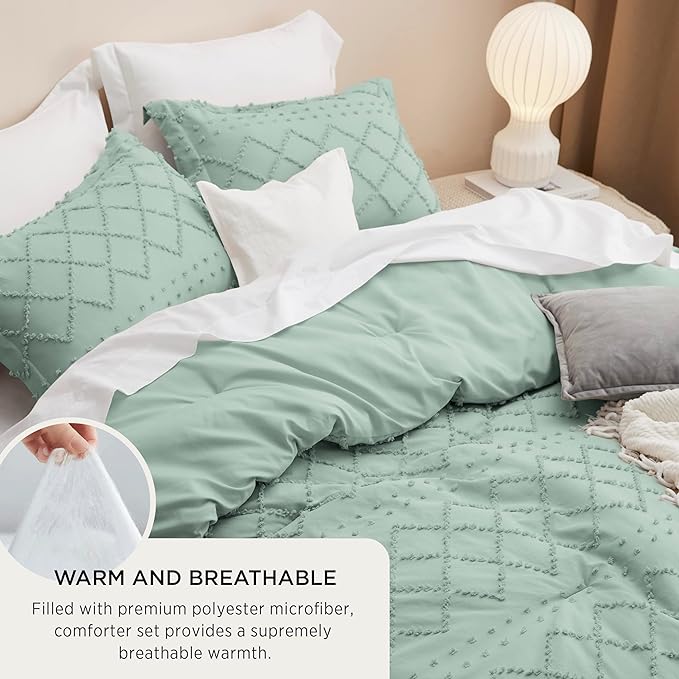 Bedsure Queen Comforter Set - Sage Green Comforter, Boho Tufted Shabby Chic Bedding Comforter Set, 3 Pieces Vintage Farmhouse Bed Set for All Seasons, Fluffy Soft Bedding Set with 2 Pillow Shams