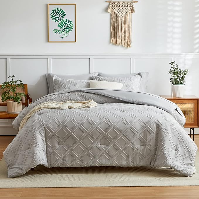 7 Pieces Tufted Bed in a Bag Queen Comforter Set with Sheets Light Grey, Soft and Embroidery Shabby Chic Boho Bohemian, Solid Color with Diamond Pattern, Jacquard Tufts Bedding Set for All Season