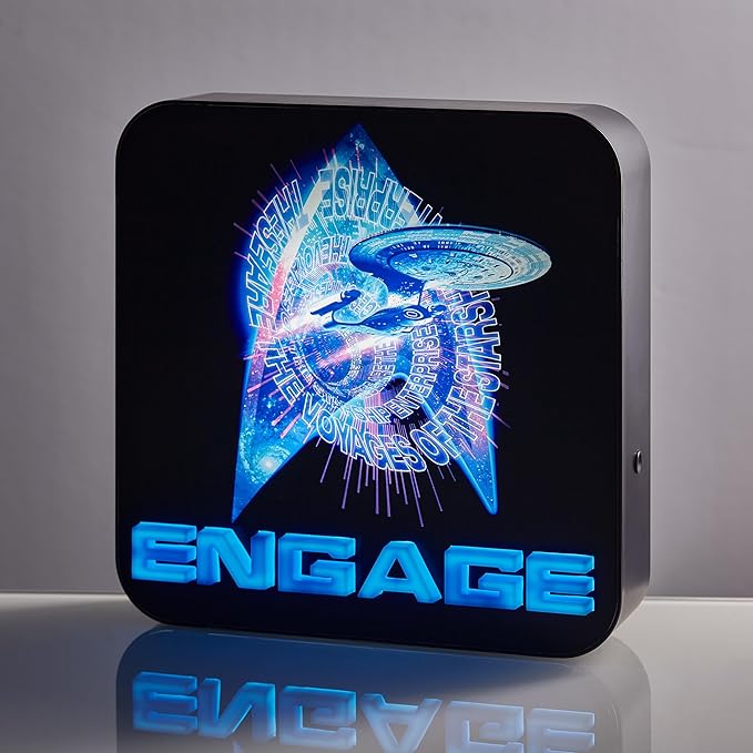 NUMSKULL Star Trek 3D Lamp Wall Light - Desk Lamp for Bedroom, Office, Home, Study, Work - Official Star Trek Merchandise