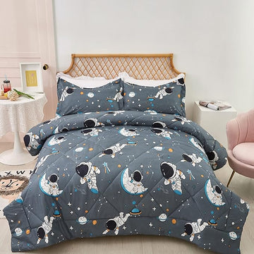 JSD Grey Astronaut Kids Comforter Set for Boys Toddler, 2 Pieces Twin Microfiber Comforter with Pillow Sham, Soft Comfortable Machine Washable