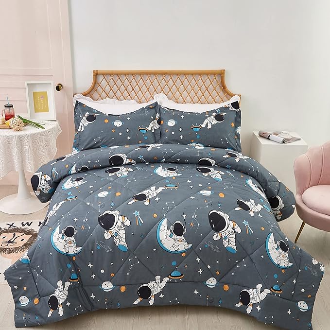 JSD Grey Astronaut Kids Comforter Set for Boys Toddler, 2 Pieces Twin Microfiber Comforter with Pillow Sham, Soft Comfortable Machine Washable