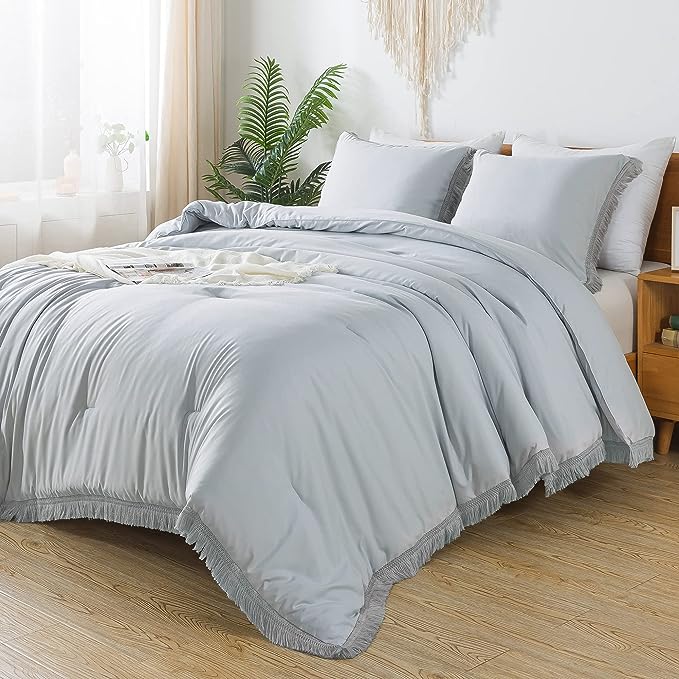 Andency Light Grey Comforter Set Queen, 3 Pieces Boho Tassel Lightweight Bedding Comforter Sets, All Season Soft Fluffy Fringe Bed Set (90x90In Comforter & 2 Pillowcases)