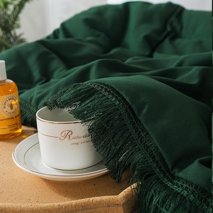 Andency Dark Emerald Green Comforter Set King Size, 3 Pieces Boho Lightweight Tassel Forest Bedding Comforter Sets, All Season Soft Fluffy Fringe Bed Set (104x90In Comforter & 2 Pillowcases)