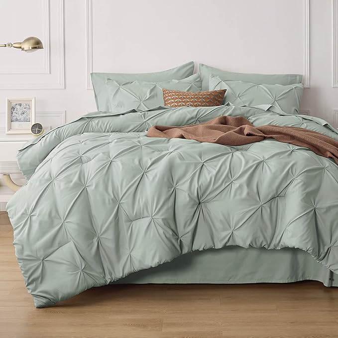 Bedsure California King Comforter Set - Cal King Bed Set 7 Pieces, Pinch Pleat Green Cali King Bedding Set with Comforter, Sheets, Pillowcases & Shams