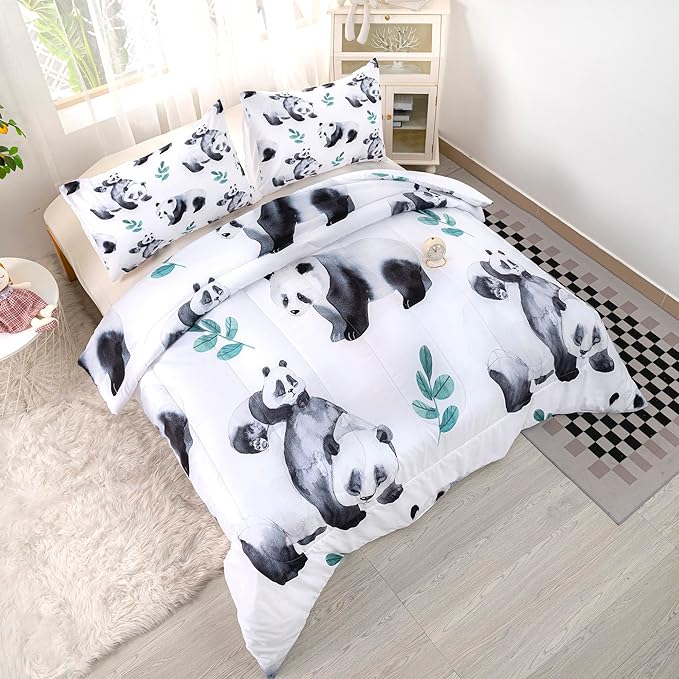 CVHOUSE Panda Bedding Set,Panda Comforter Full,Cute Panda Comforter Set for Girls Kids Teens,Kawaii Panda Quilt Set with 1 Comforter and 2 Pillow Cases- 3 Piece
