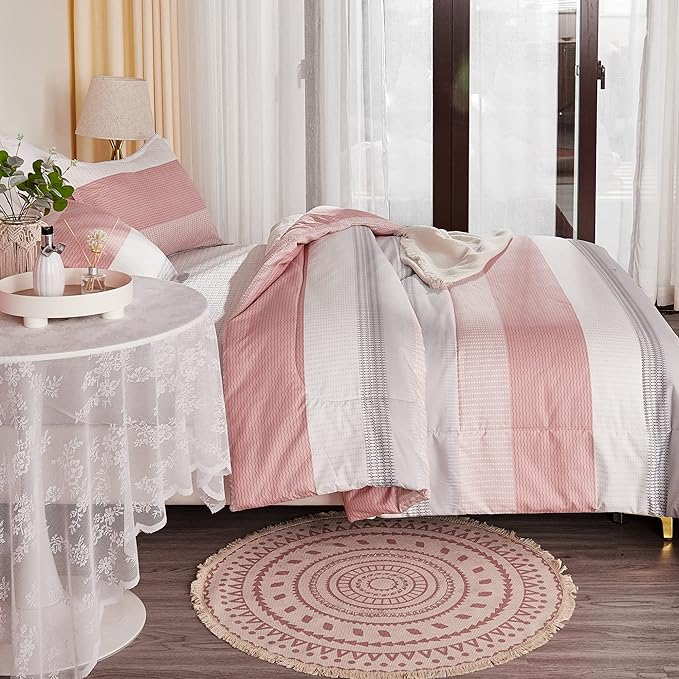 Litanika Pink King Size Comforter Set, 3 Pieces Blush White Colorblock Lightweight Bedding Comforter Set